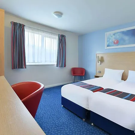 Travelodge فندق