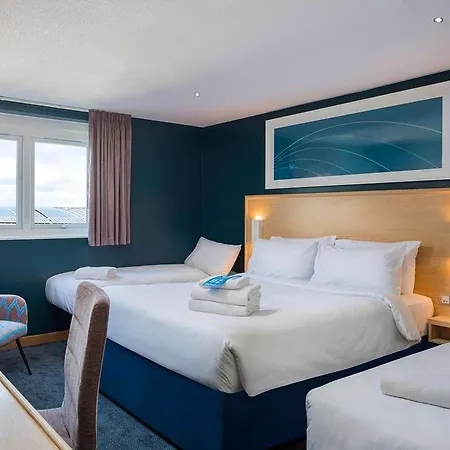 Travelodge Hotel 2*