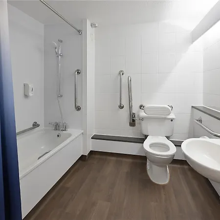 Travelodge מלון 2*